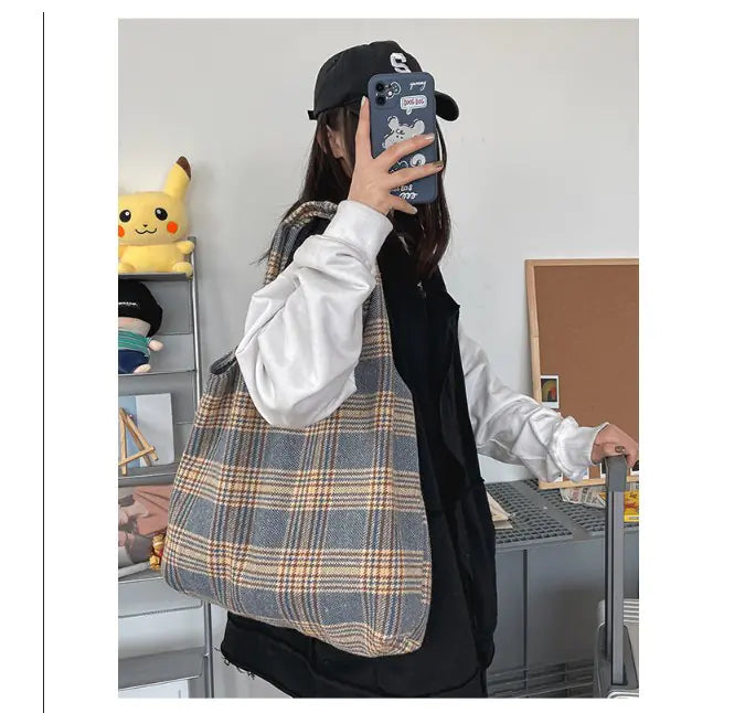 Retro Plaid Wool Tote Bag for Women - Versatile Design