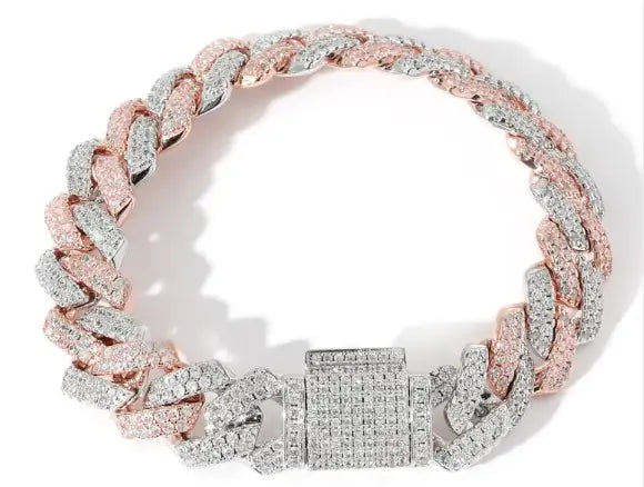 مجوهرات السلسلة الكوبية