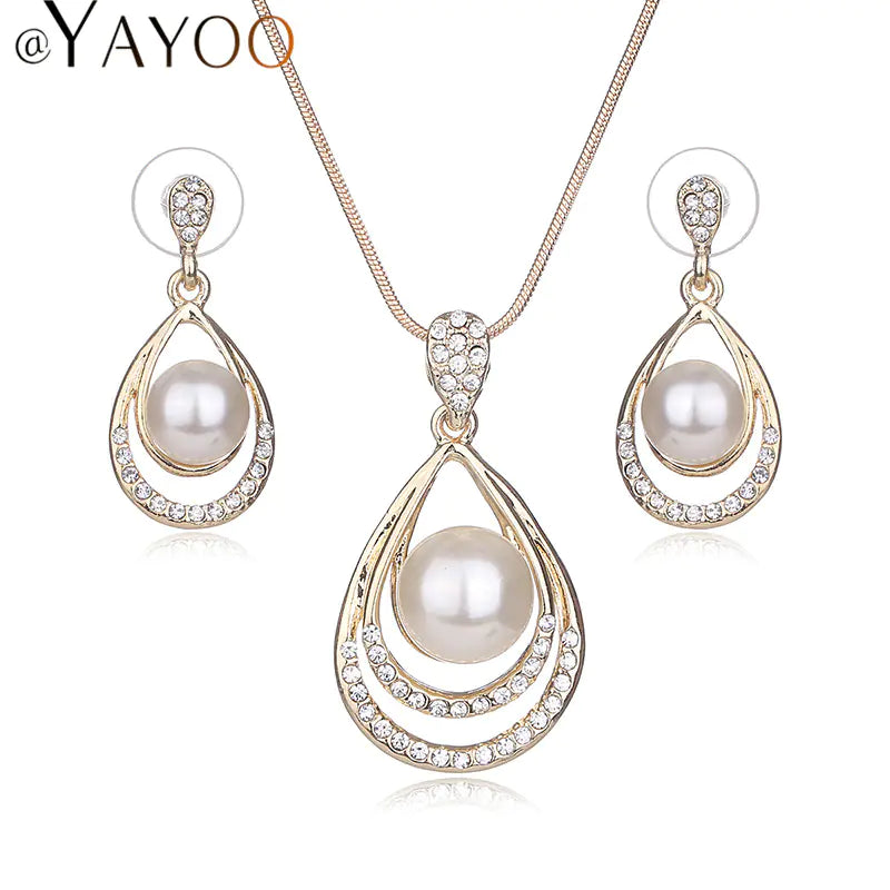 Bridal Necklace and Earring Set with Pearls