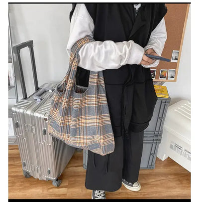 Retro Plaid Wool Tote Bag for Women - Versatile Design