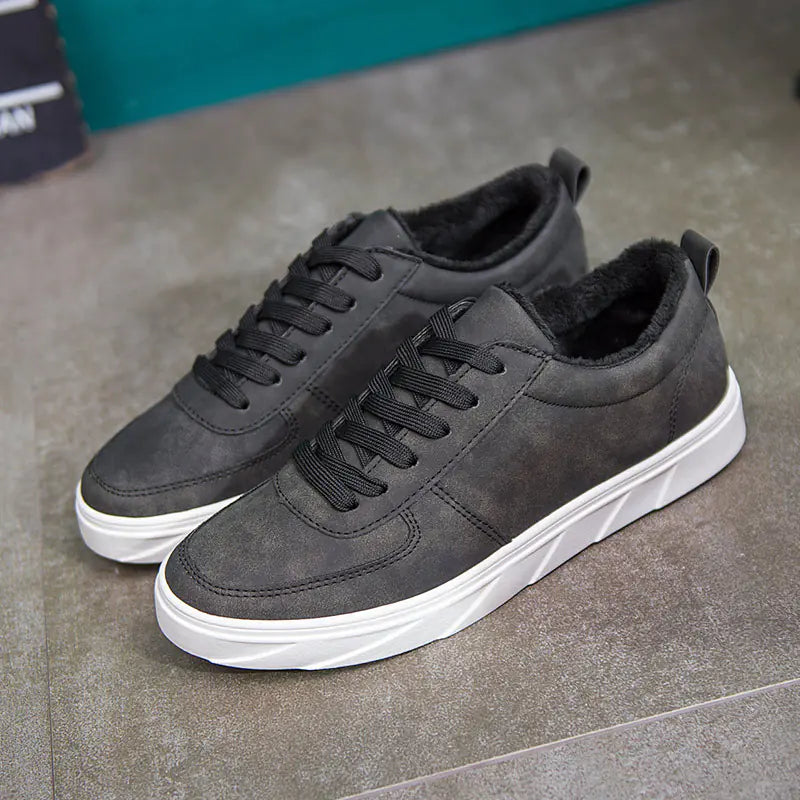 Men’s Lace-up Suede Sneakers