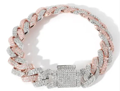 مجوهرات السلسلة الكوبية