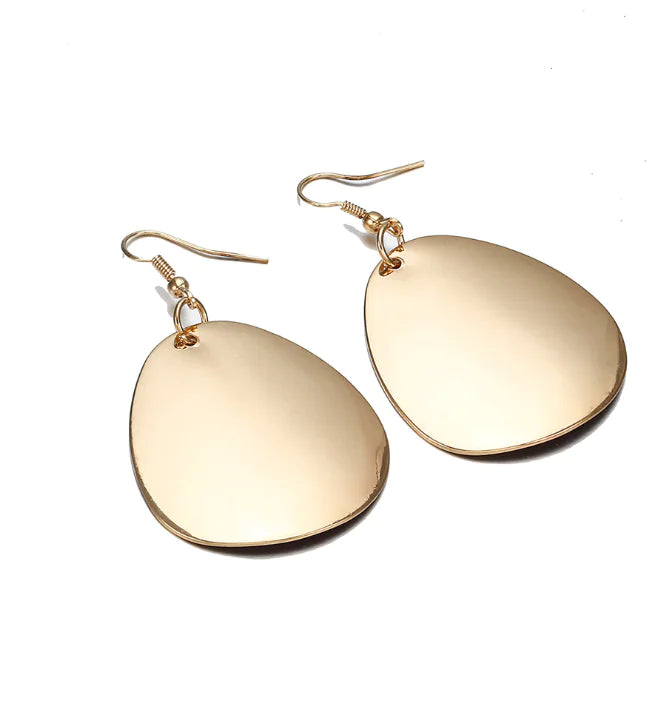 Exaggerated Sequined Necklace and Earring Set