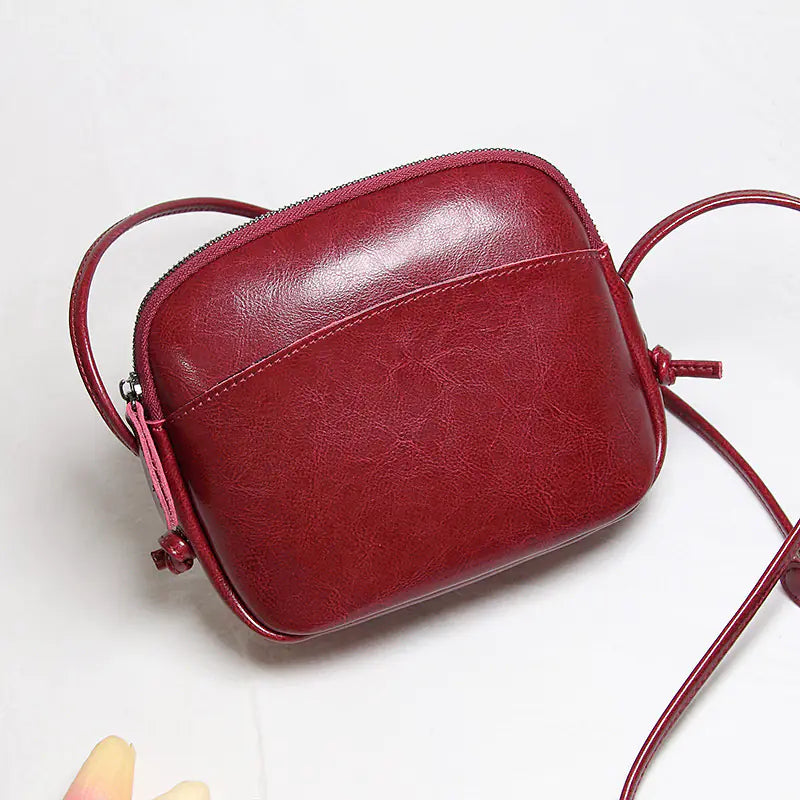 Minimalist Crossbody Women's Bag - Versatile Design