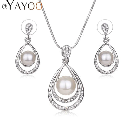 Bridal Necklace and Earring Set with Pearls