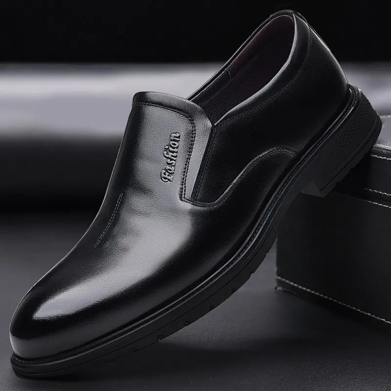 Men's Formal Leather Shoes in First Layer Cowhide