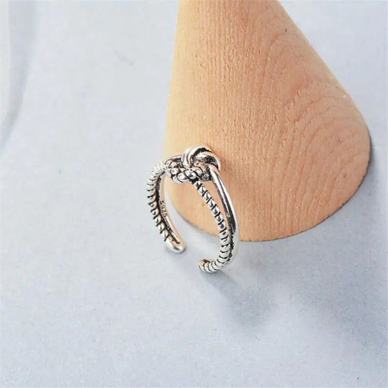 Twisted Lace Ring, Knot Style Vintage Ring