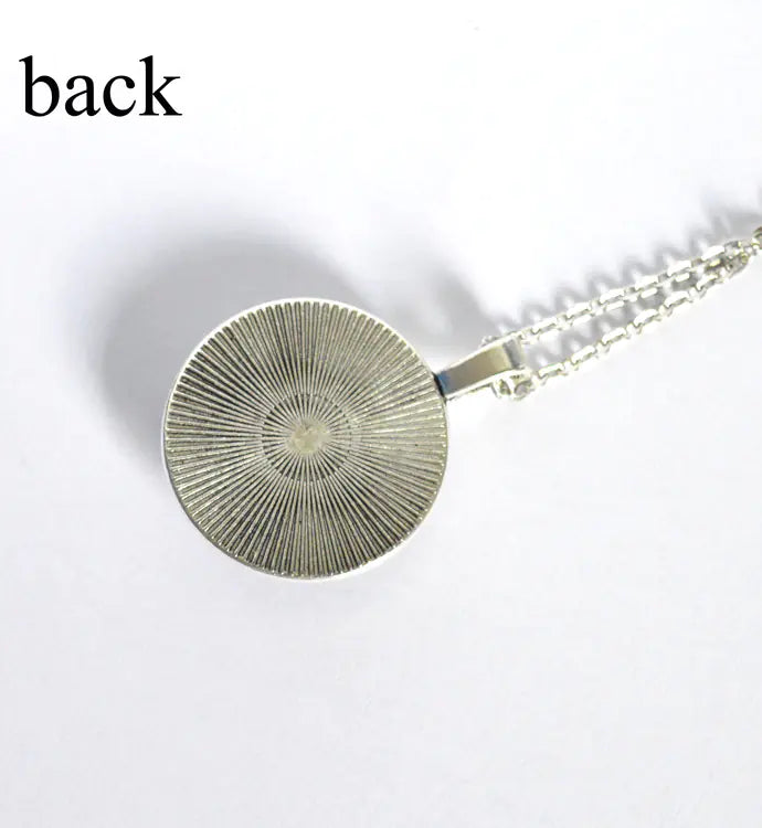 قلادة، دلاية، مجوهرات