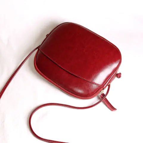 Minimalist Crossbody Women's Bag - Versatile Design