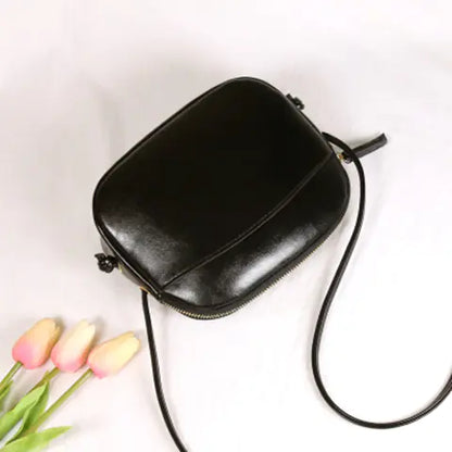 Minimalist Crossbody Women's Bag - Versatile Design